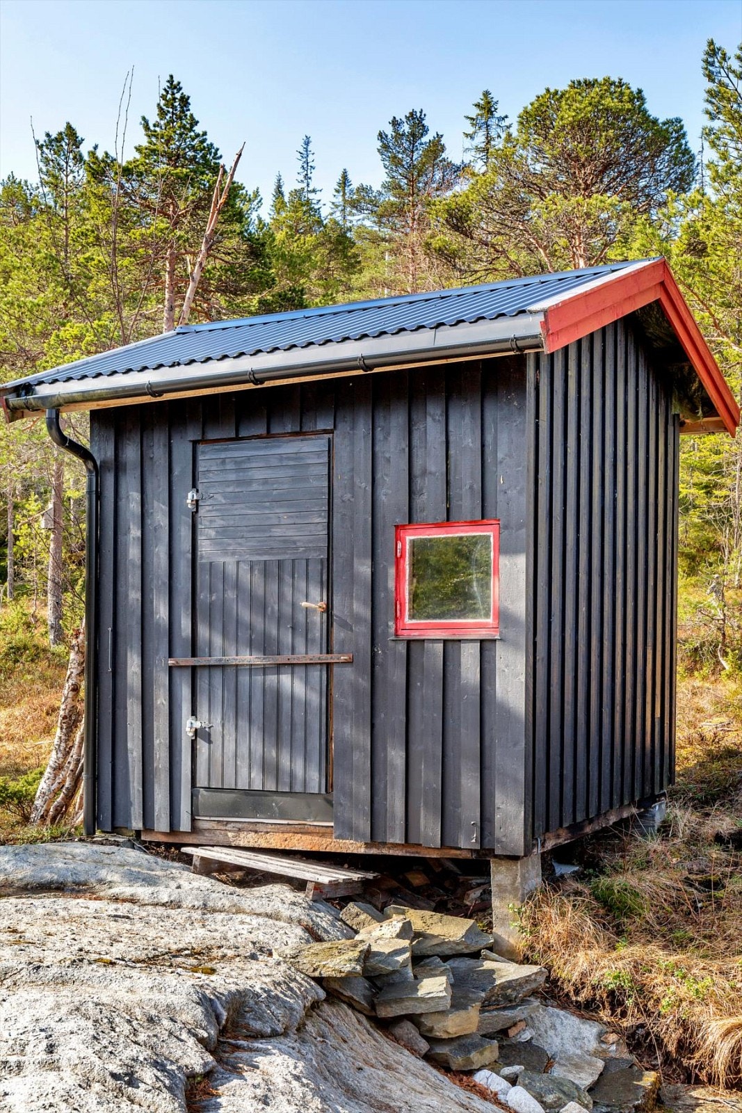 Lite uthus på eiendommen. Galleribilde