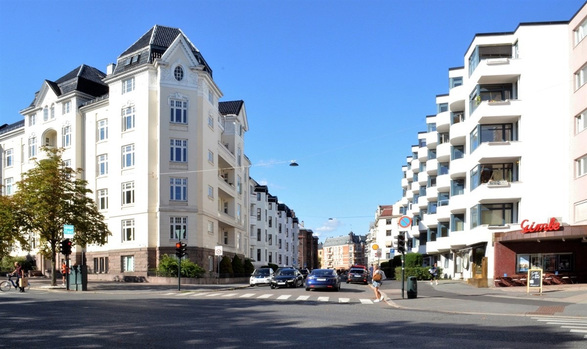 Tradisjonsrike Gimle kino i vakre Bygdøy Allé er en kort spasertur unna. Galleribilde