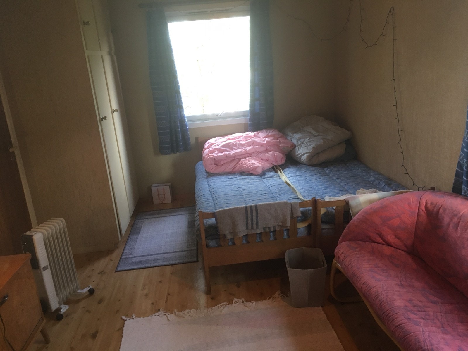 soverom 2(har to dører og kan deles) Galleribilde