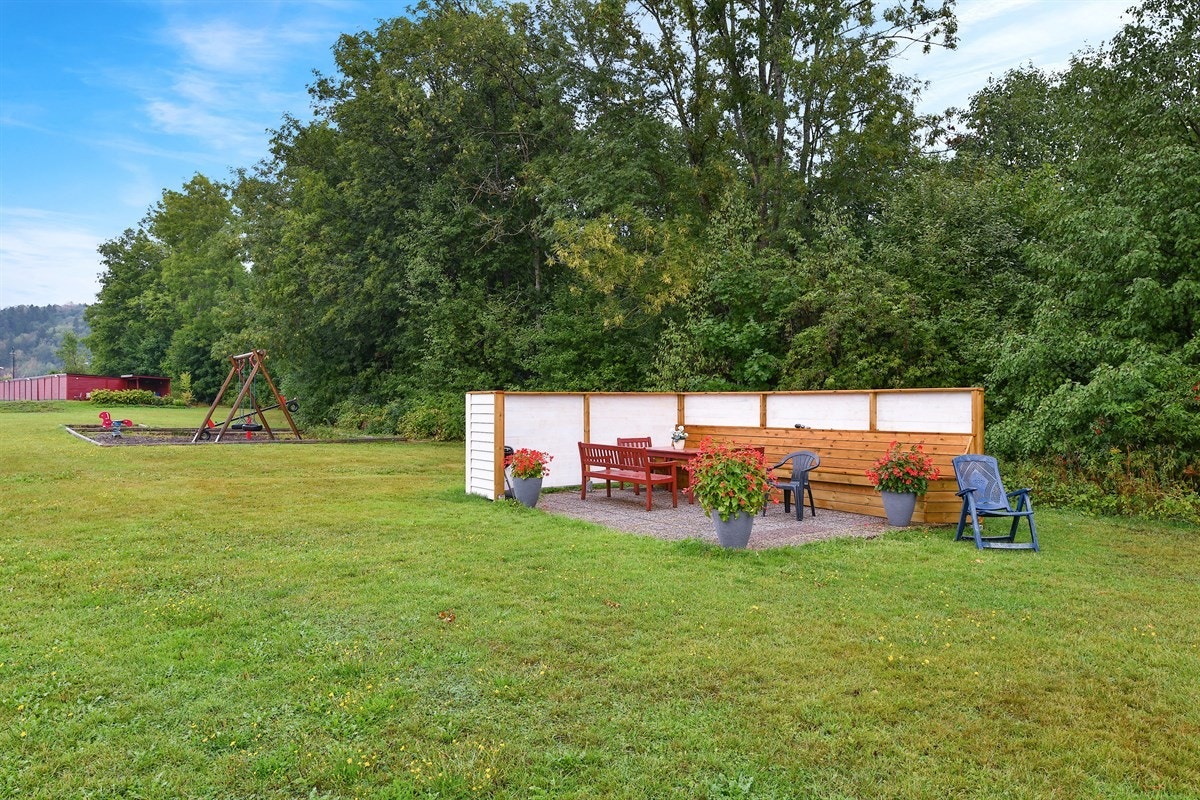 Felles sittegruppe. Galleribilde