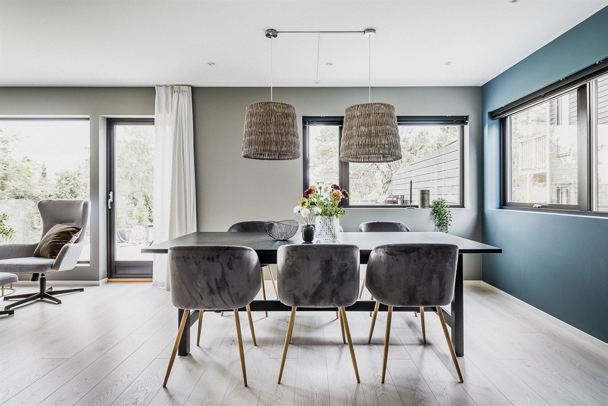 En lys og hyggelig atmosfære som gir deg utefølelsen inne. Galleribilde