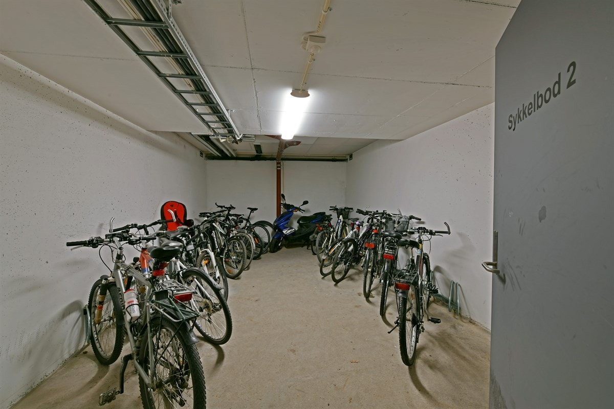 Sykkelparkering. Galleribilde
