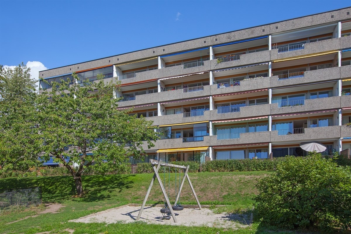 Borettslagets fellesområde er også bilfritt, med oppvarmede gangveier som gjør at det er isfritt om vinteren Galleribilde