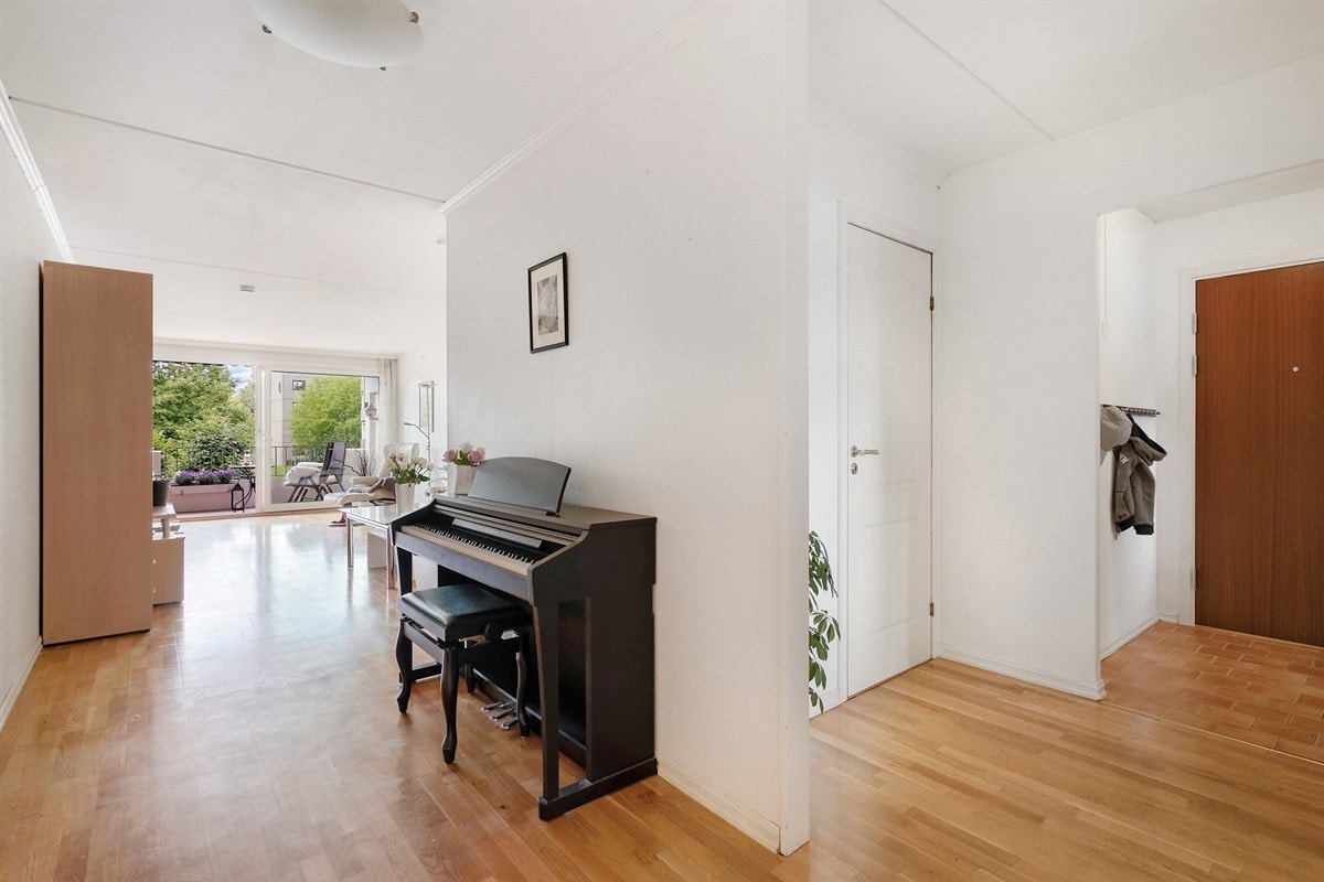 Boligens entré og gang Galleribilde