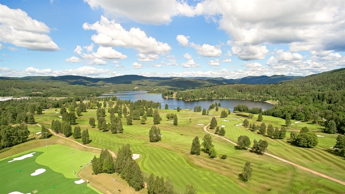 Nærområdet - Golfbanen på Bogstad Galleribilde