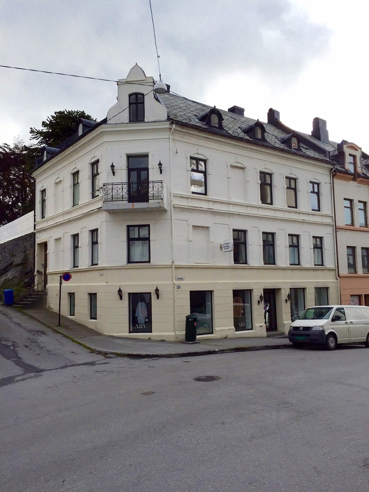 Meget sentral beliggenhet. Galleribilde