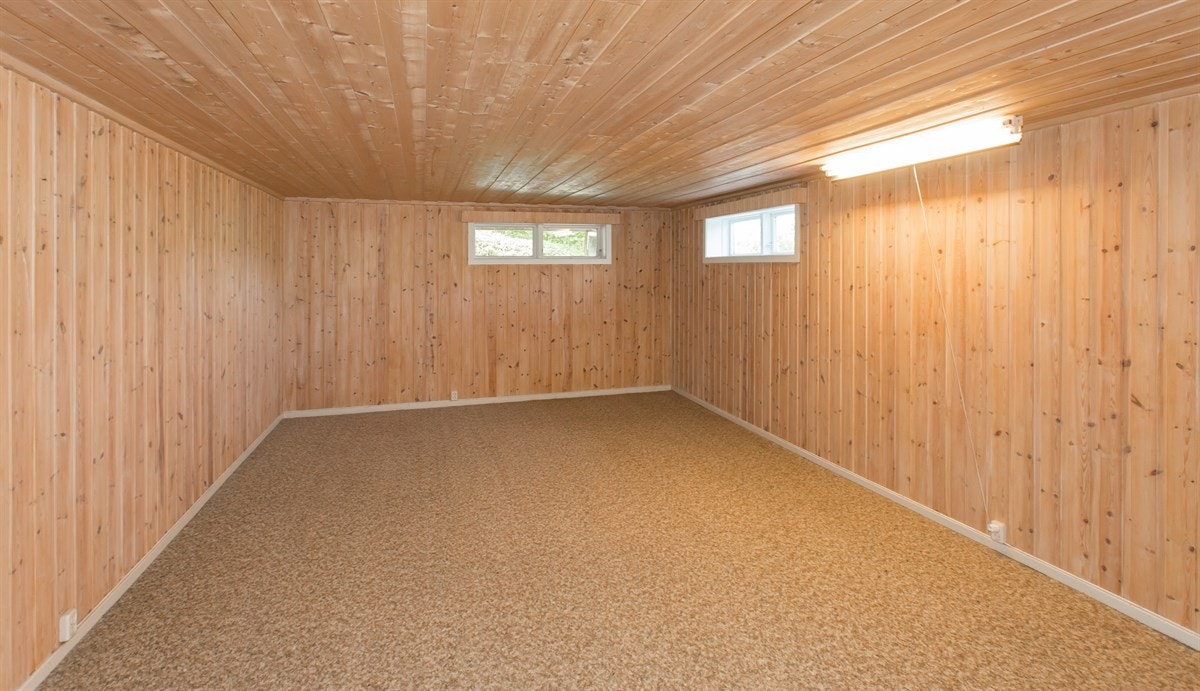 Kjellerstue / sov. Galleribilde