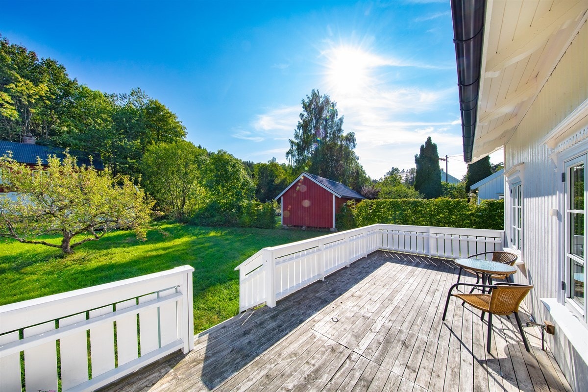 Romslig terrasse Galleribilde
