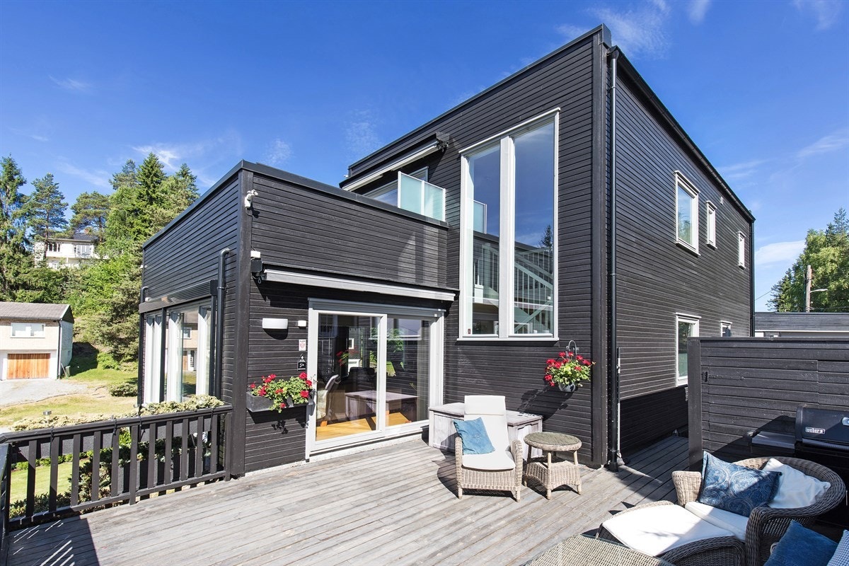 Fra terrassen i 1. etg. Galleribilde