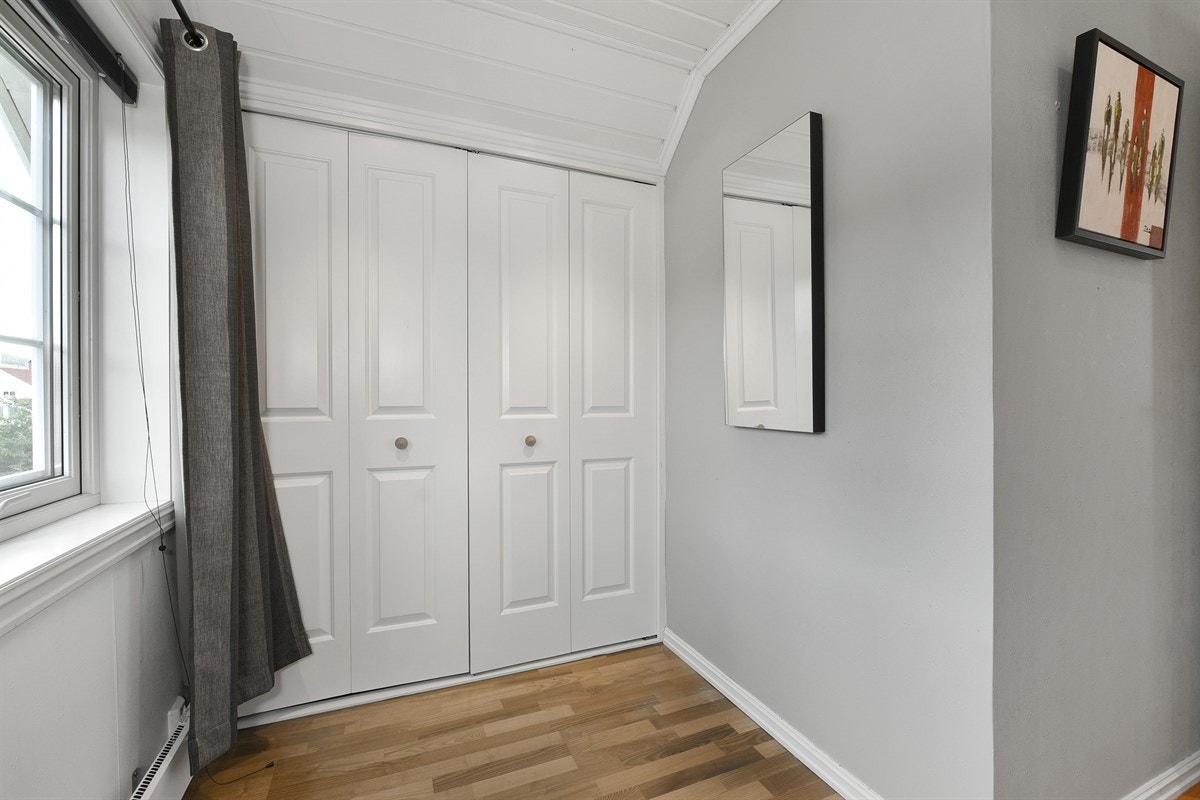Skap på soverom 1. Galleribilde
