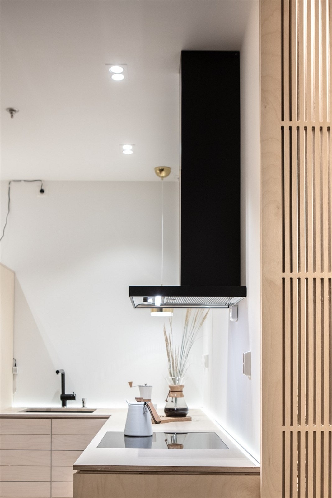 - Utstrakt bruk av downlights i himling - Galleribilde