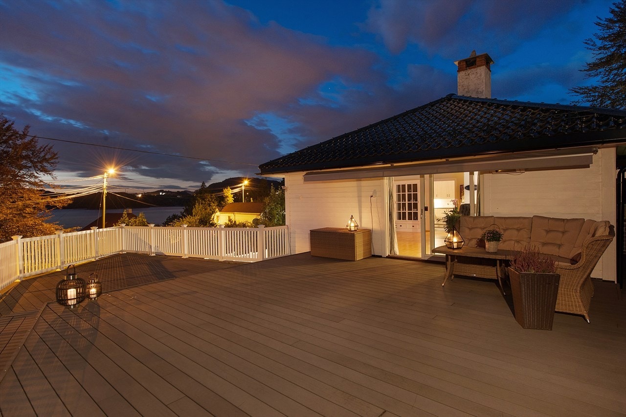 Her har man en herlig uteplass mange vil misunne deg. Galleribilde