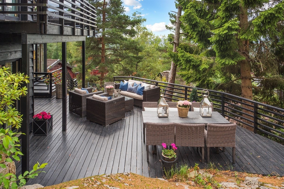 Stor terrasse på totalt ca. 55 kvm Galleribilde