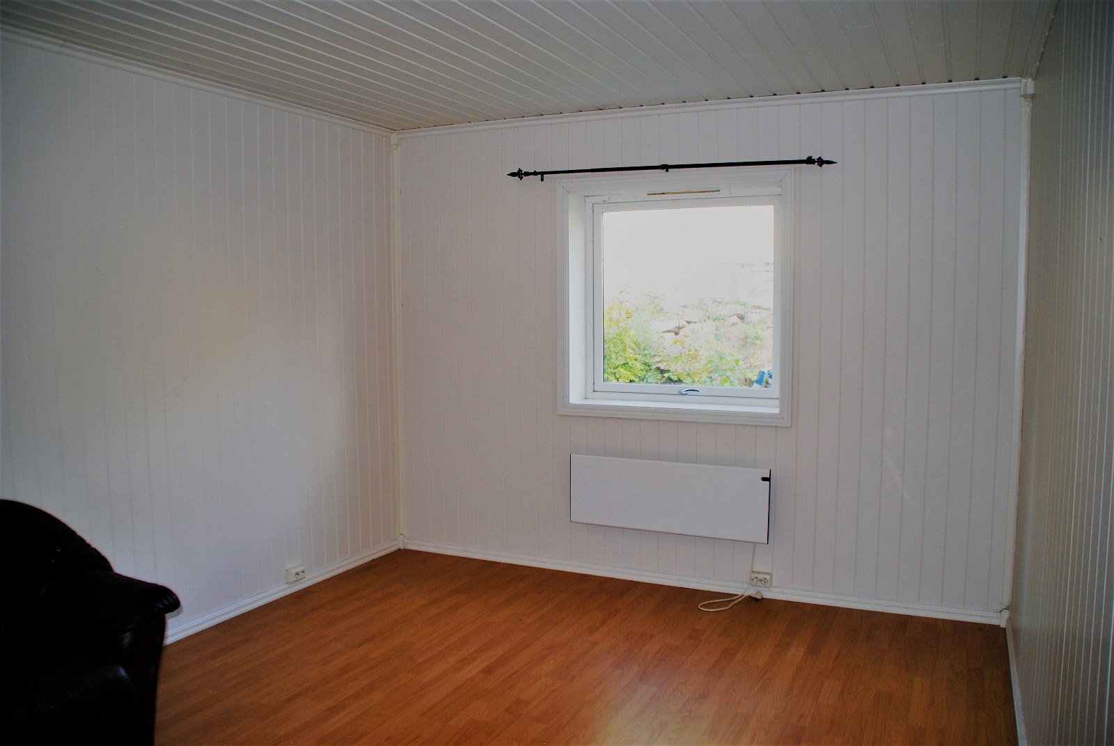 Soverom i 1. etg, brukes i dag som stue Galleribilde