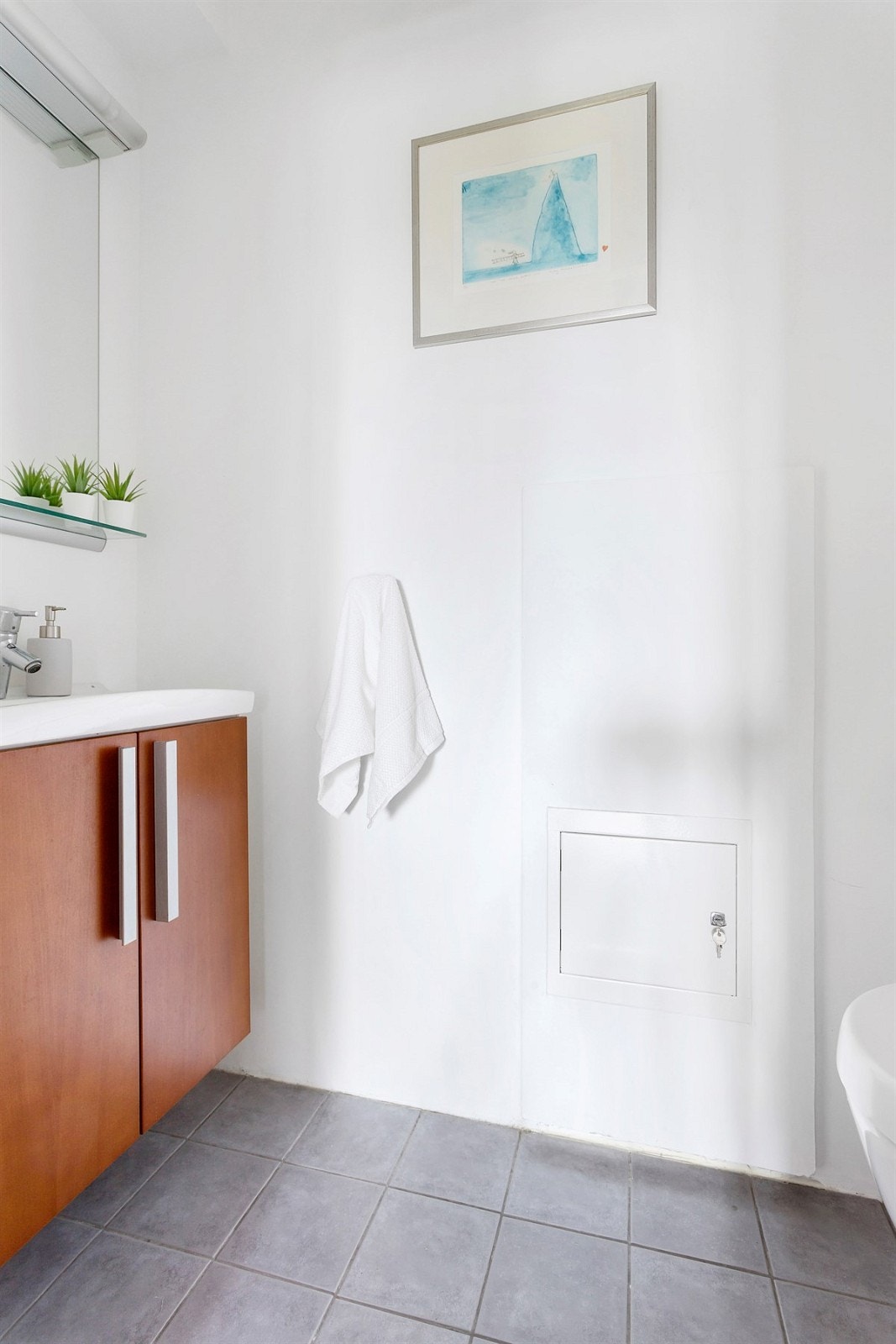 Praktisk separat toalettrom. Galleribilde