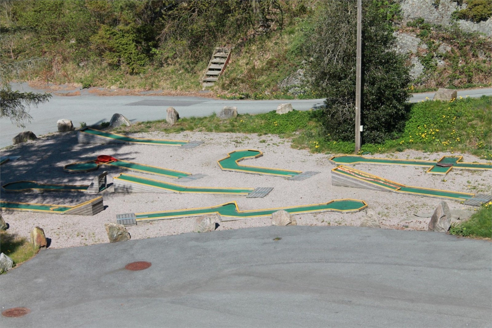 Ca. 1 minutts gange til minigolf Galleribilde