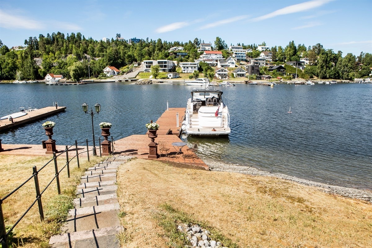 Egen strand og brygge Galleribilde
