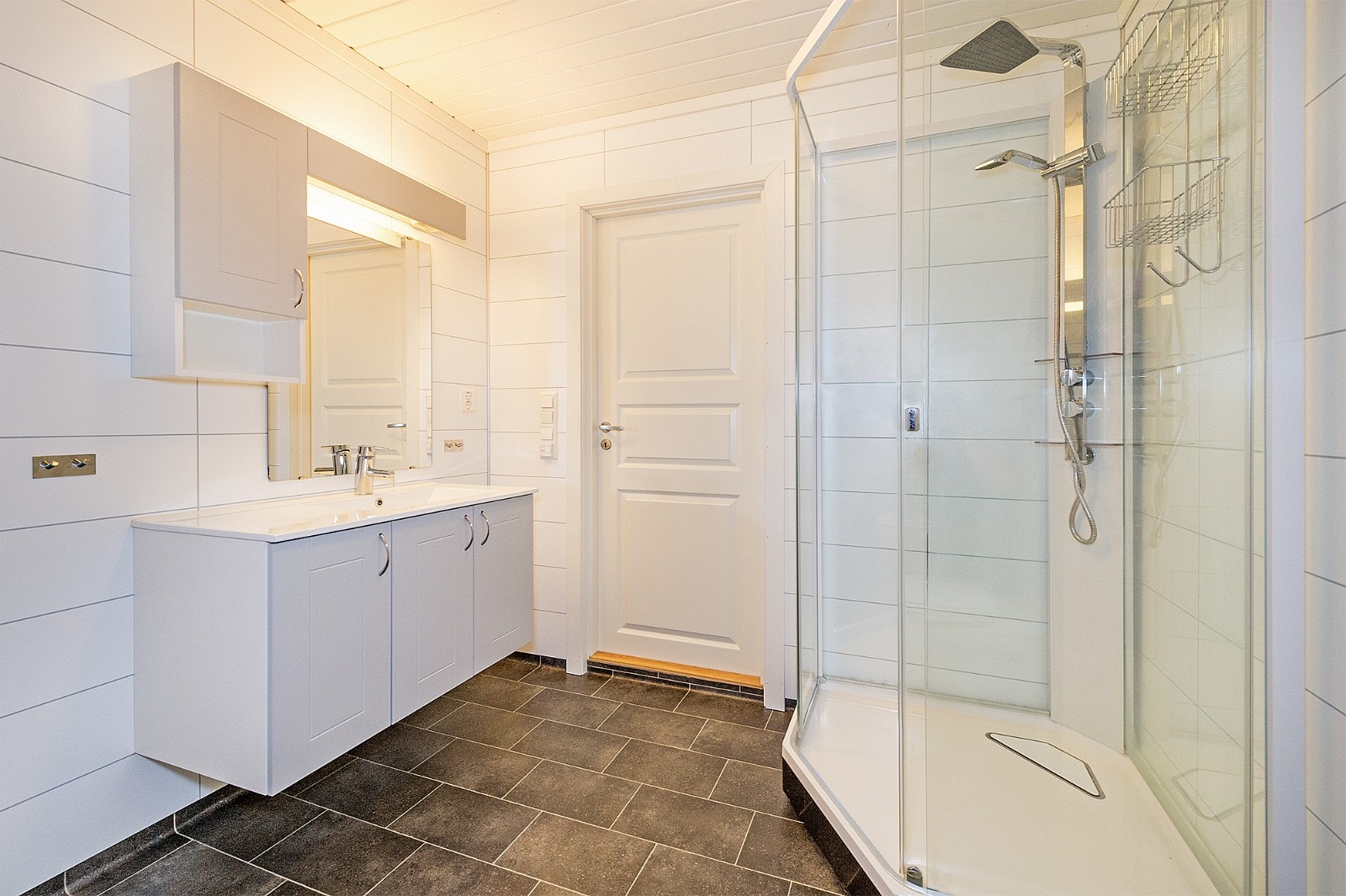 Bad 2 etasje Galleribilde