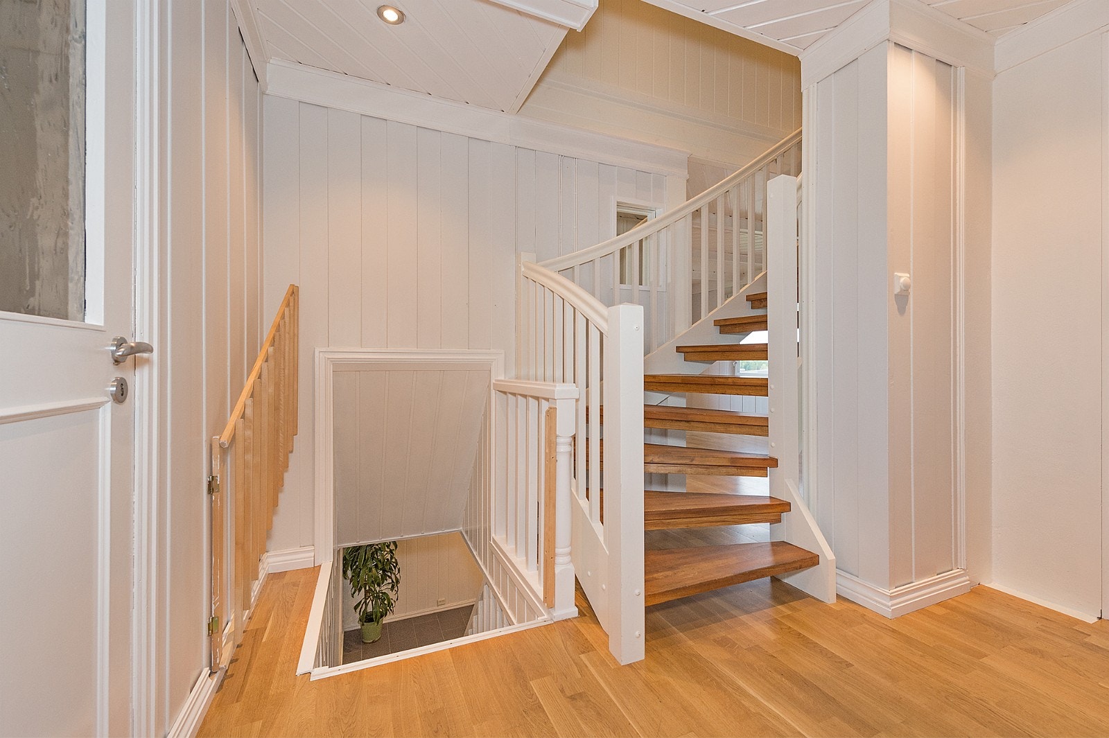 Gang 1 etasje Galleribilde