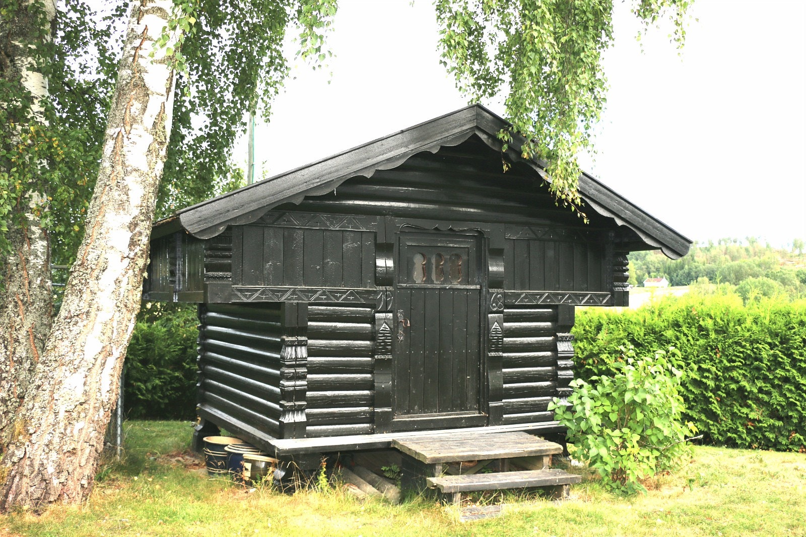 Stabbur - fin lagringsplass, leikestue eller kanskje sommerovernatting :) Galleribilde