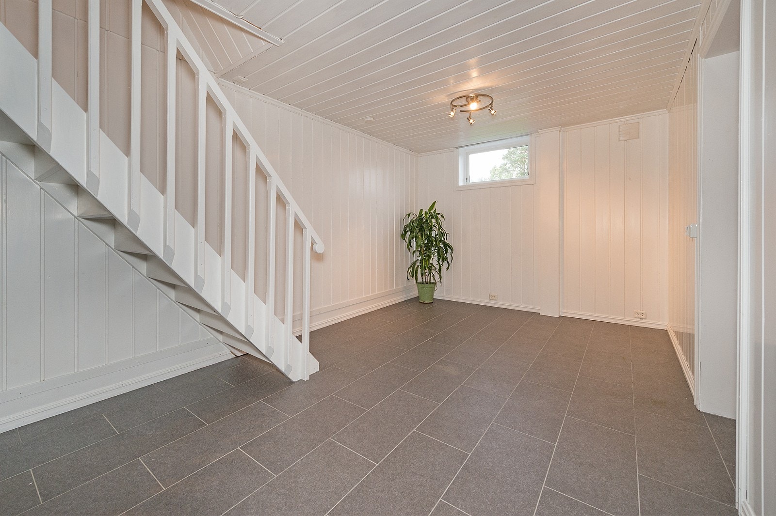 Kjellerrom kontor eller peisestue Galleribilde