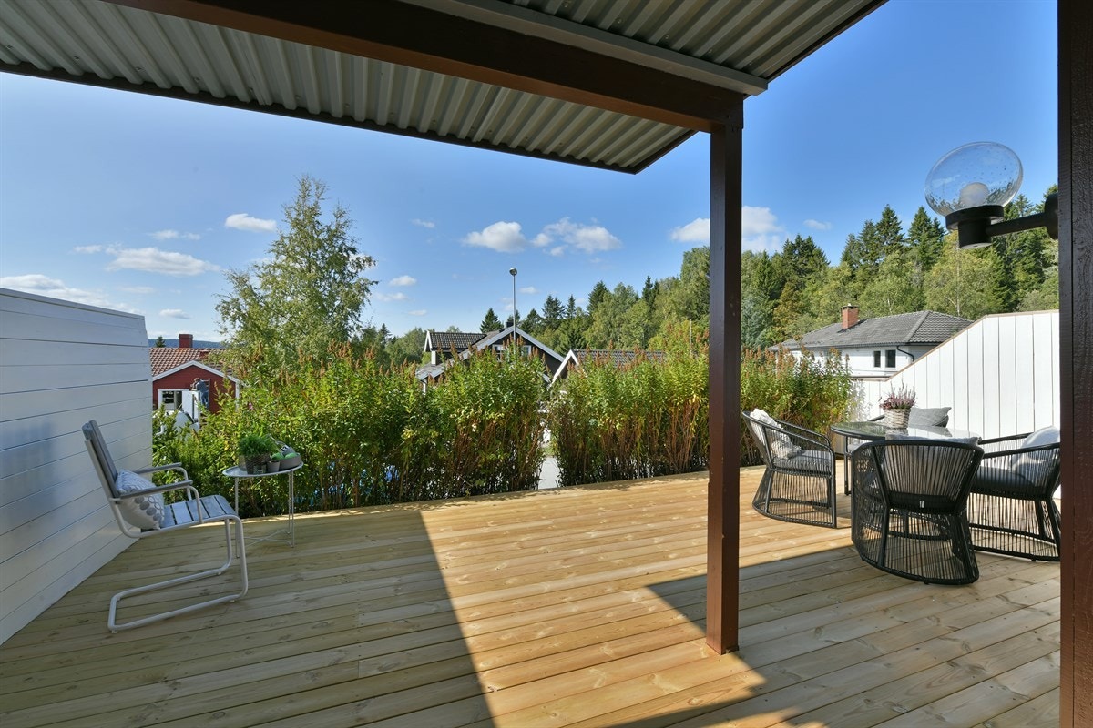 Terrasse. Galleribilde