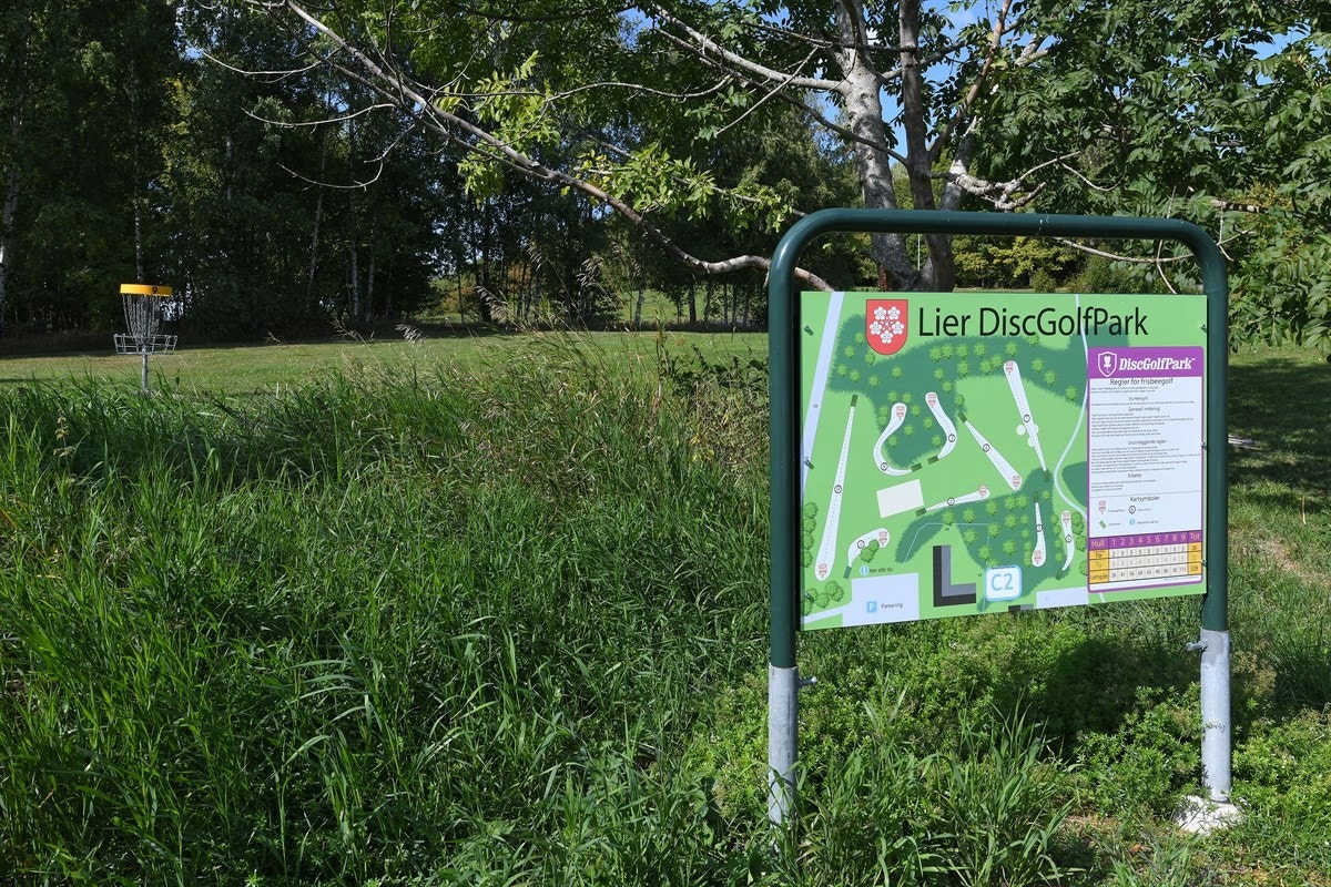 Området har nærhet til flotte turområder innover i marka som byr på god rekreasjon hele året. Galleribilde