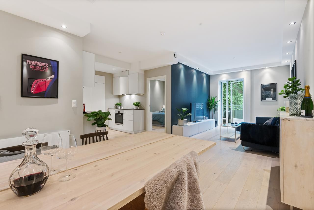 Har du lenge drømt om en 3-roms med høy og moderne standard, god takhøyde, balkong, eget walk-inn closet, og en god planløsning med store og luftige rom? Da er dette den perfekte boligen for deg! Velkommen inn! Galleribilde