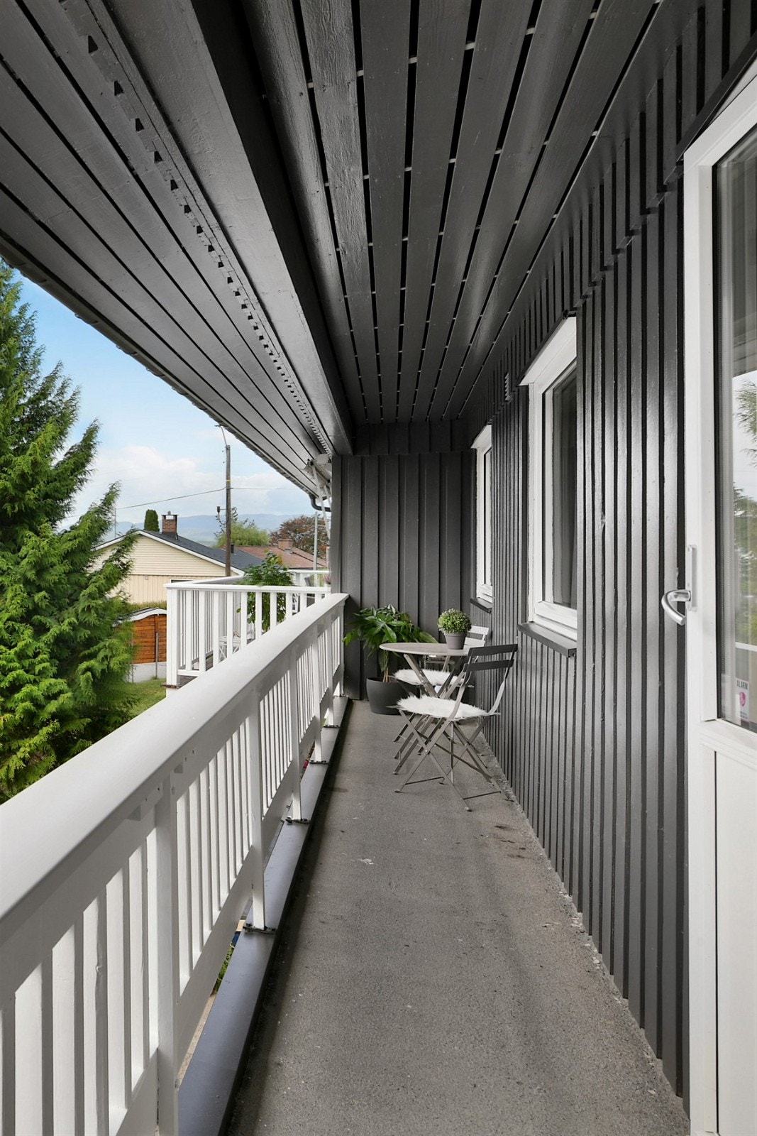 Utgang til terrassen fra hovedsoverommet. Galleribilde