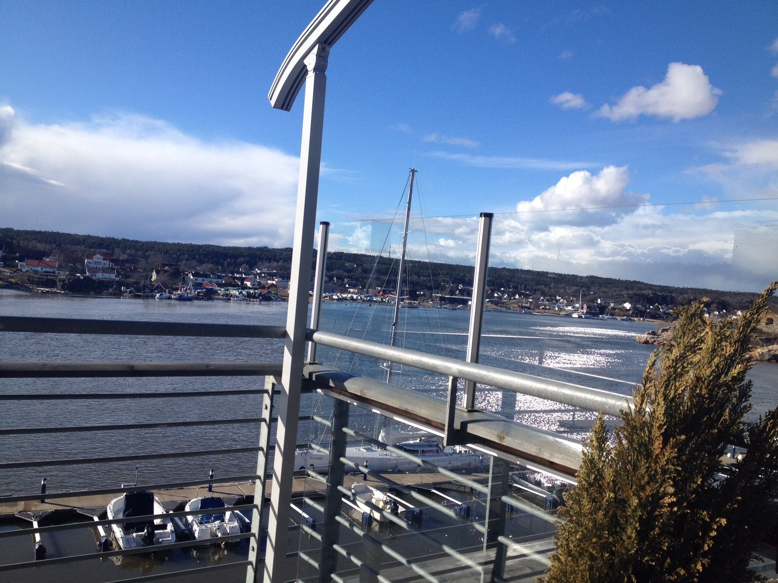 Utsikt fra terrasse Galleribilde