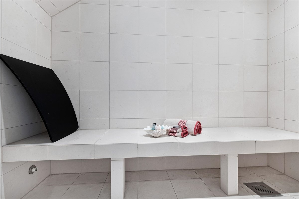 Masterbad med tyrkisk hamam/dampbad Galleribilde