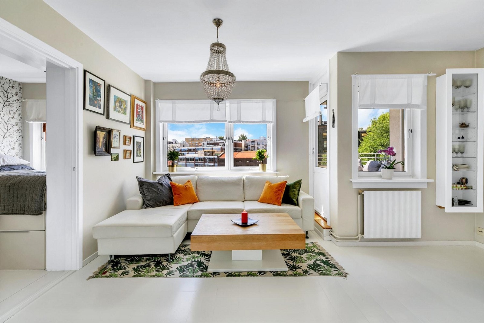 Fantastisk utsyn fra alle rom i leiligheten. Galleribilde