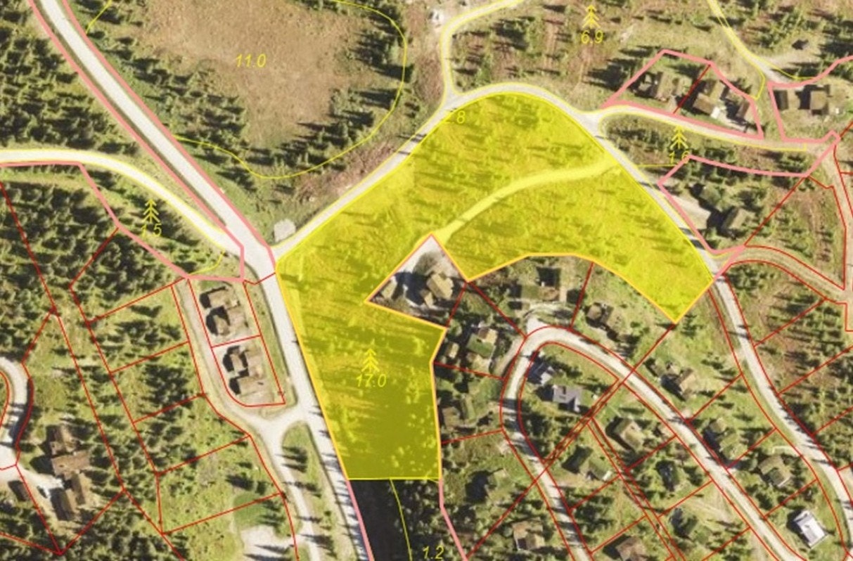 Tomteområdet delfelt 12 merket gult. Område er delt inn i 12 tomter fra 782 kvm til 1711 kvm. Galleribilde