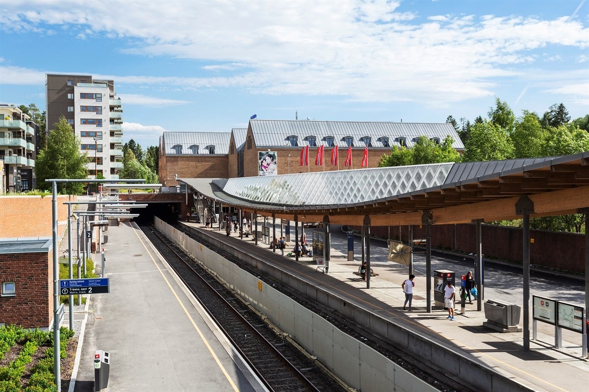 Kort vei til offentlig kommunikasjon. Galleribilde