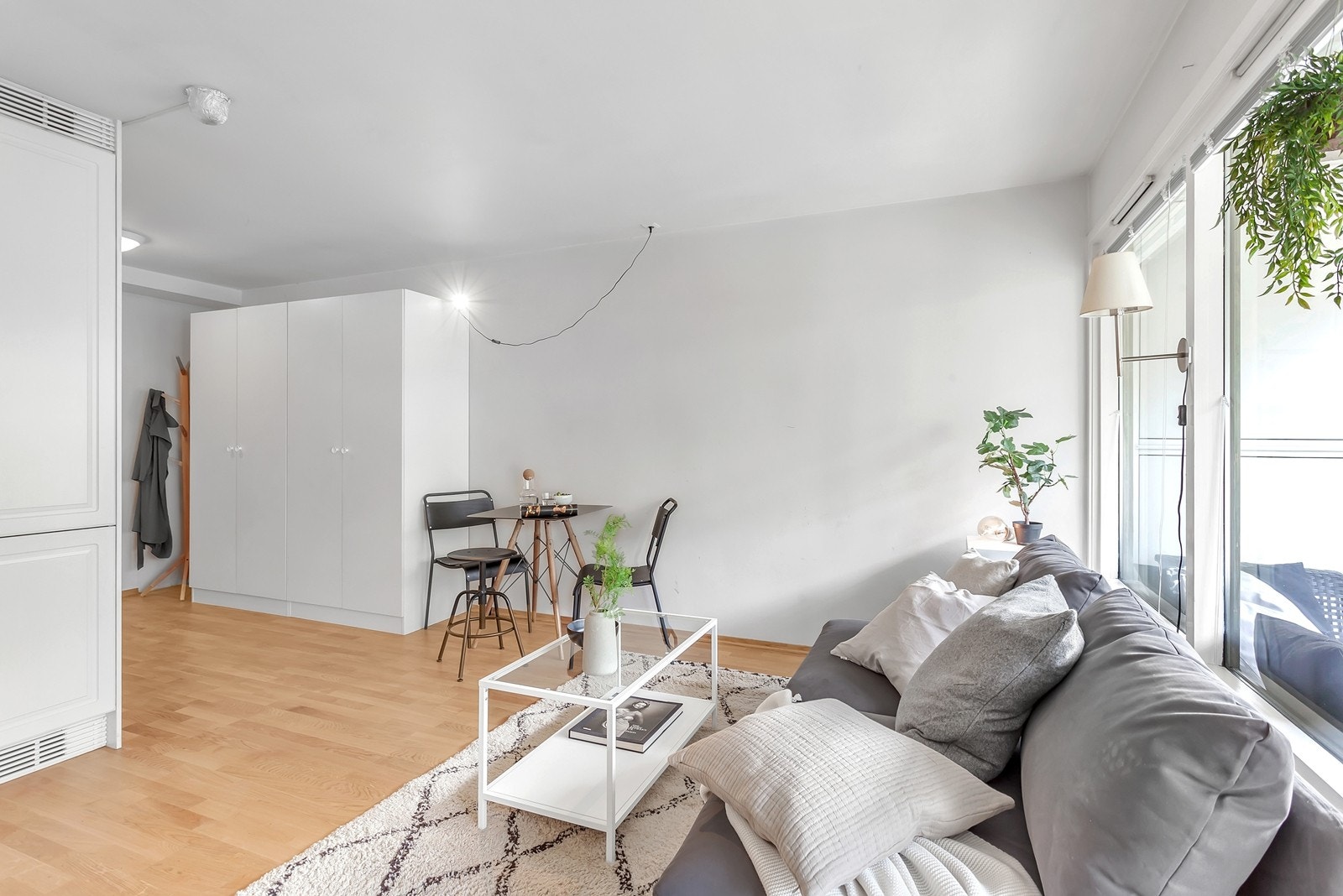 Det er mange muligheter å innrede stuen på. Galleribilde