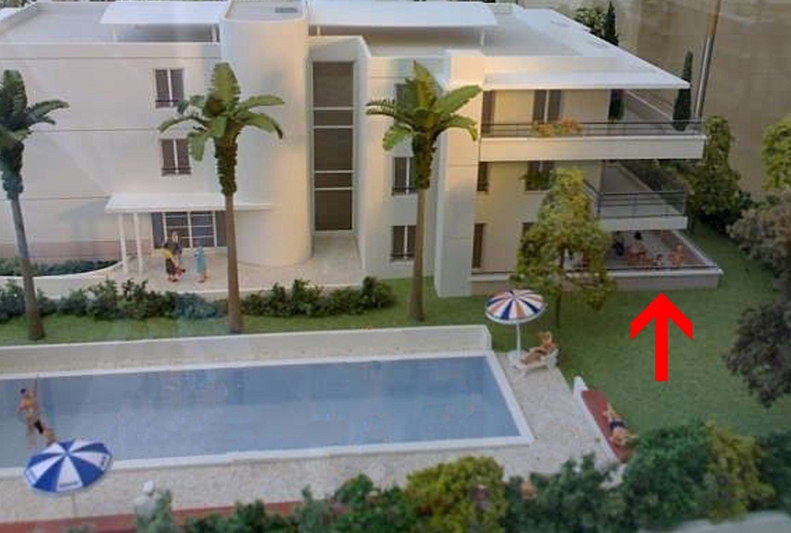 Modellbilde av basseng og leilighet Galleribilde