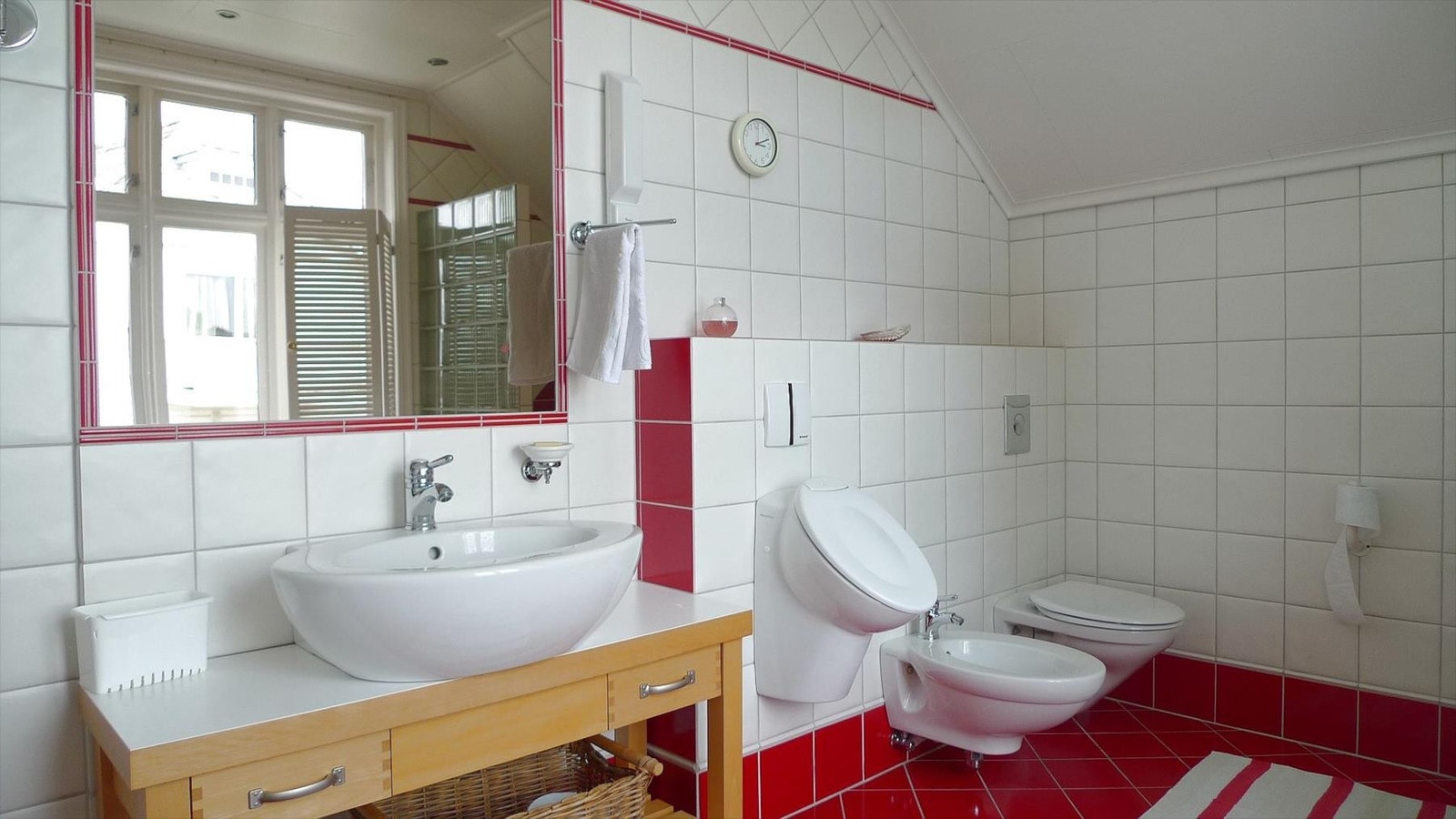 Bathroom 2 Galleribilde