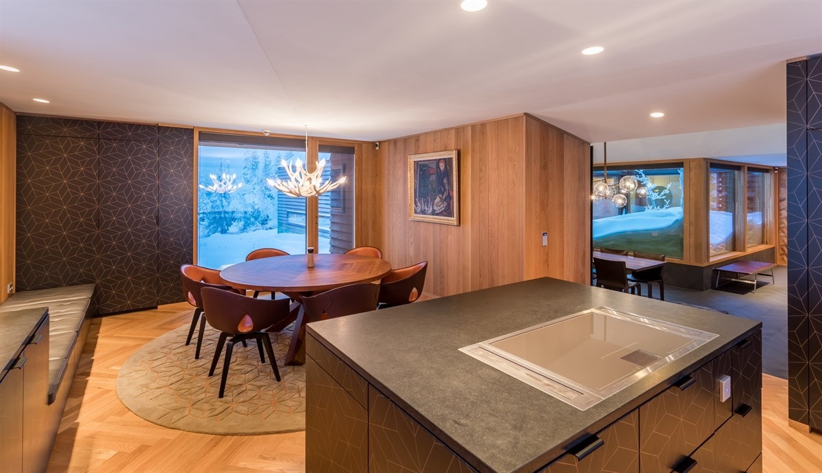 Nedfellt induksjonstopp med integrert vifte - Gaggenau hvitevarer på kjøkken Galleribilde