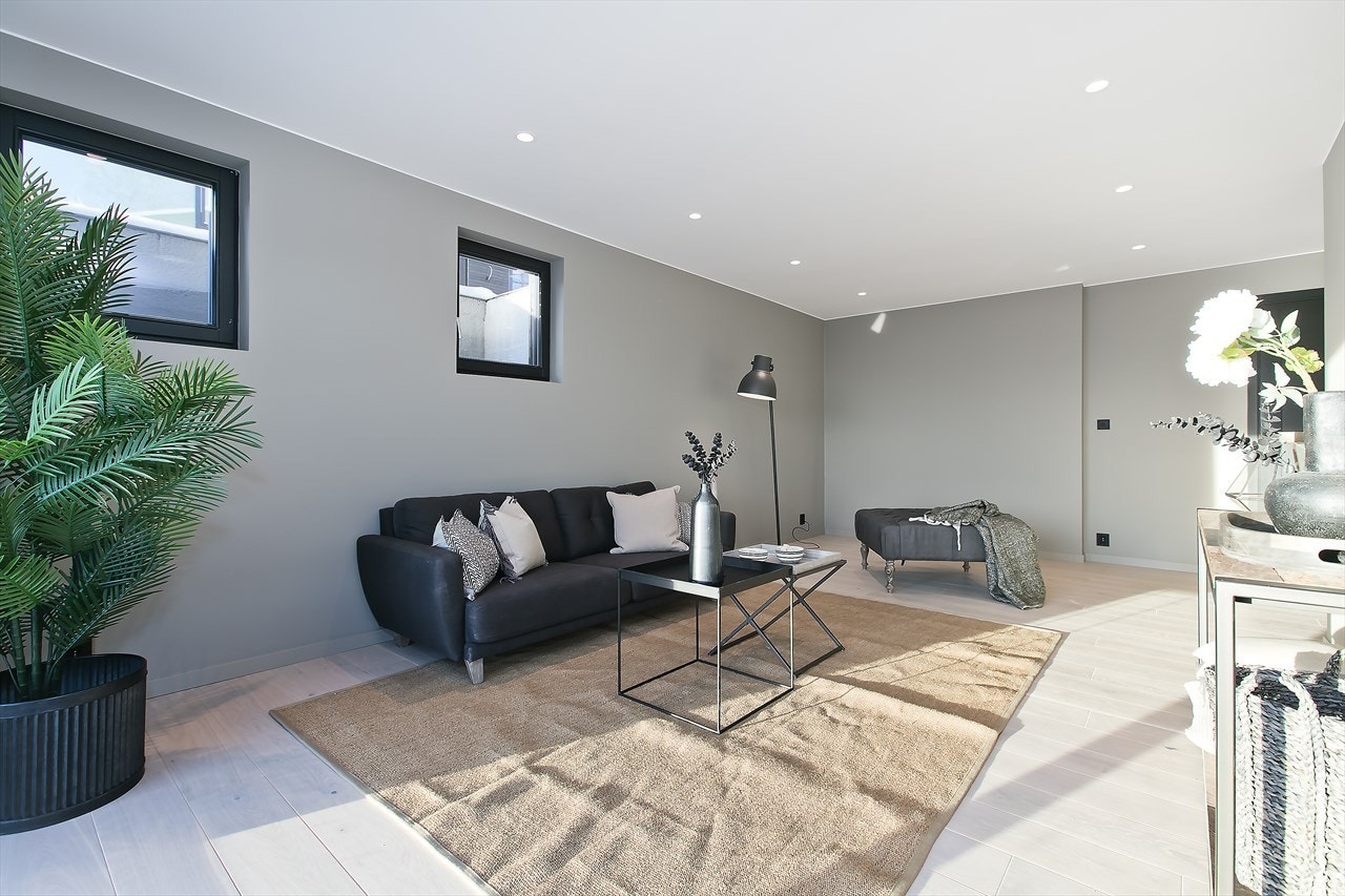 Kjellerstue Galleribilde