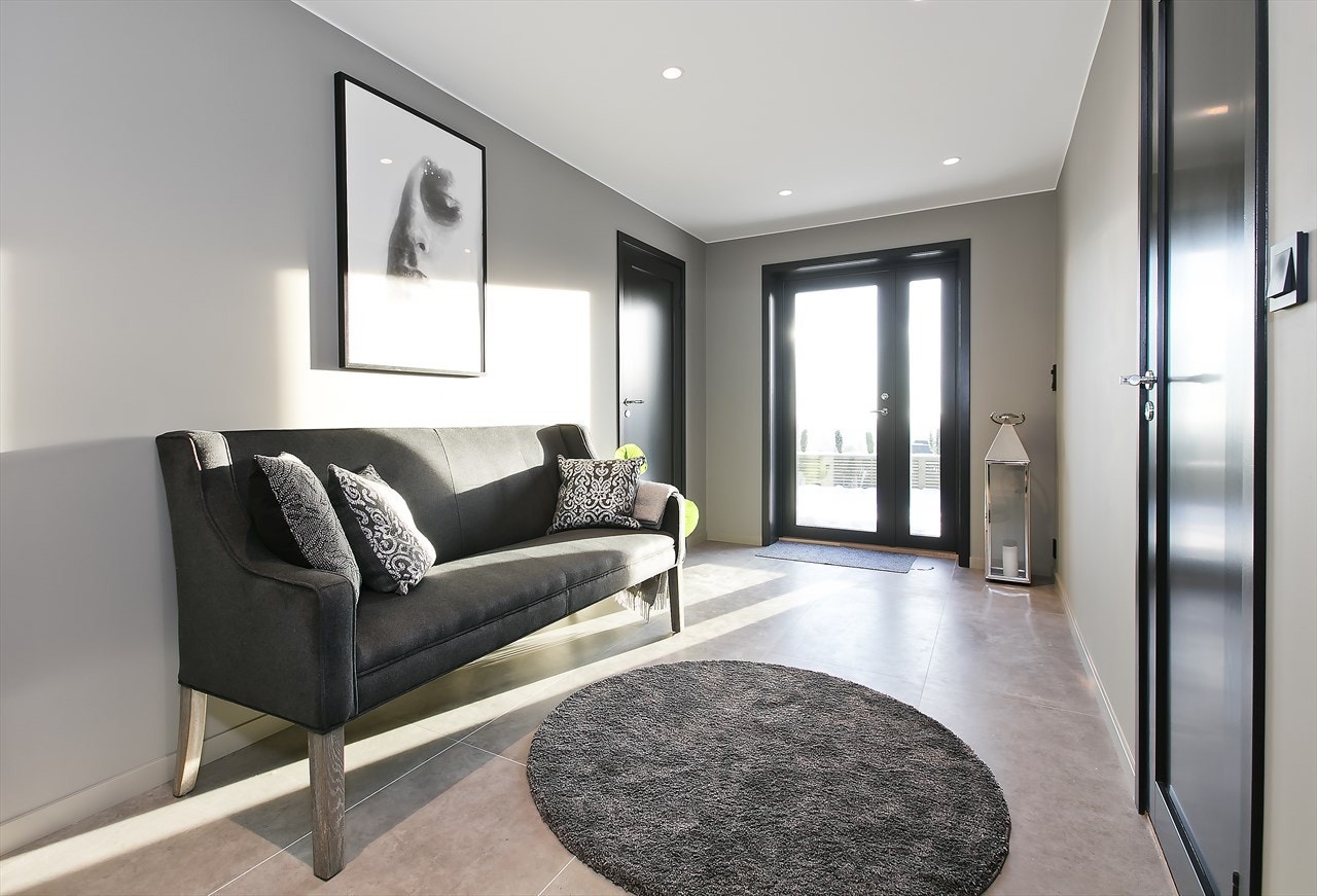 Det er gode muligheter for å sette inn garderobeskap e.l. i gangen Galleribilde