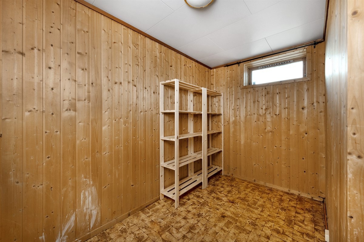 Bod i underetasje. Galleribilde