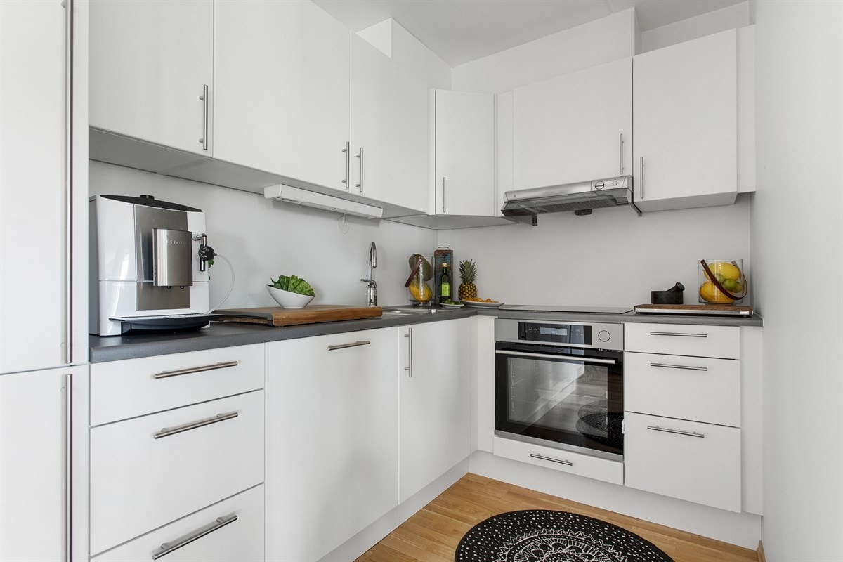 På kjøkkenet er alle hvitevarer integrerte. Galleribilde