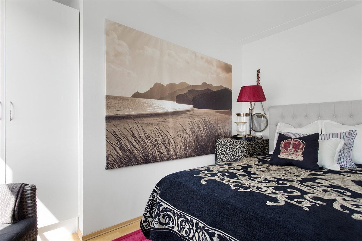 Også på dette rommet er det rikelig med oppbevaringsplass. Galleribilde