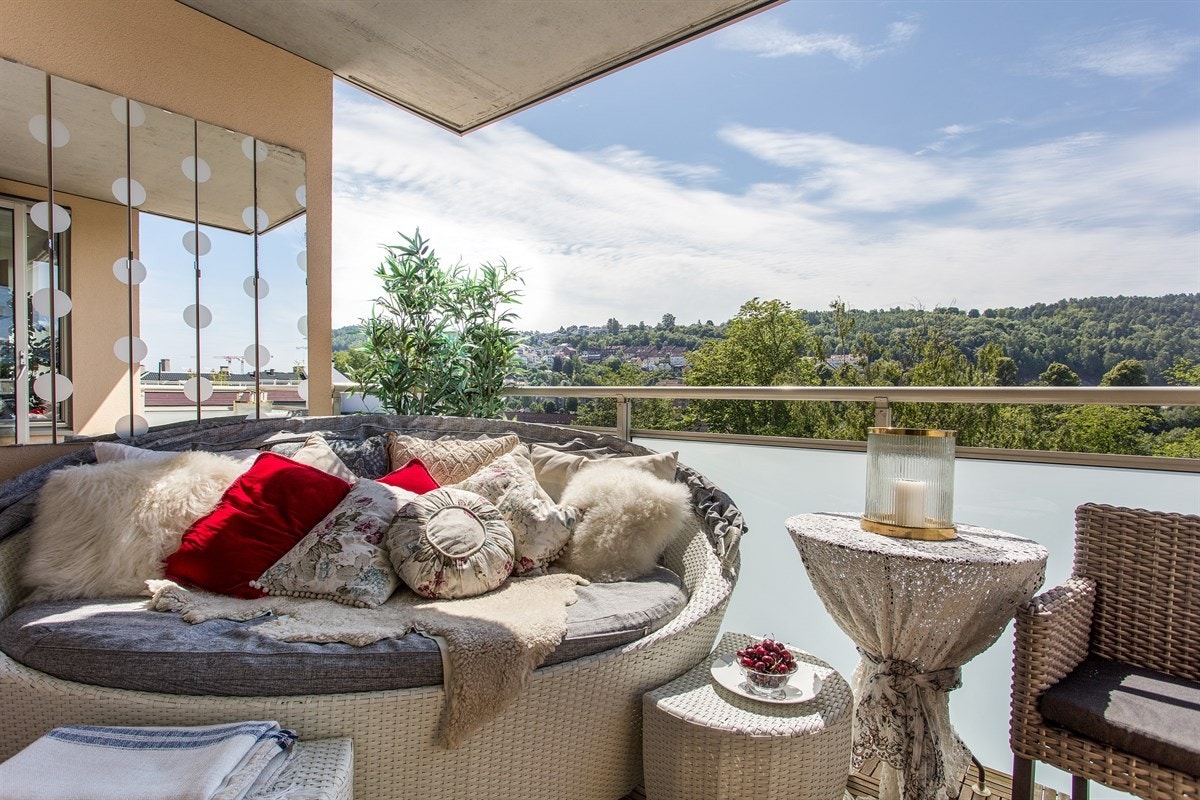 En av to usjenerte balkonger med flott utsikt. Galleribilde