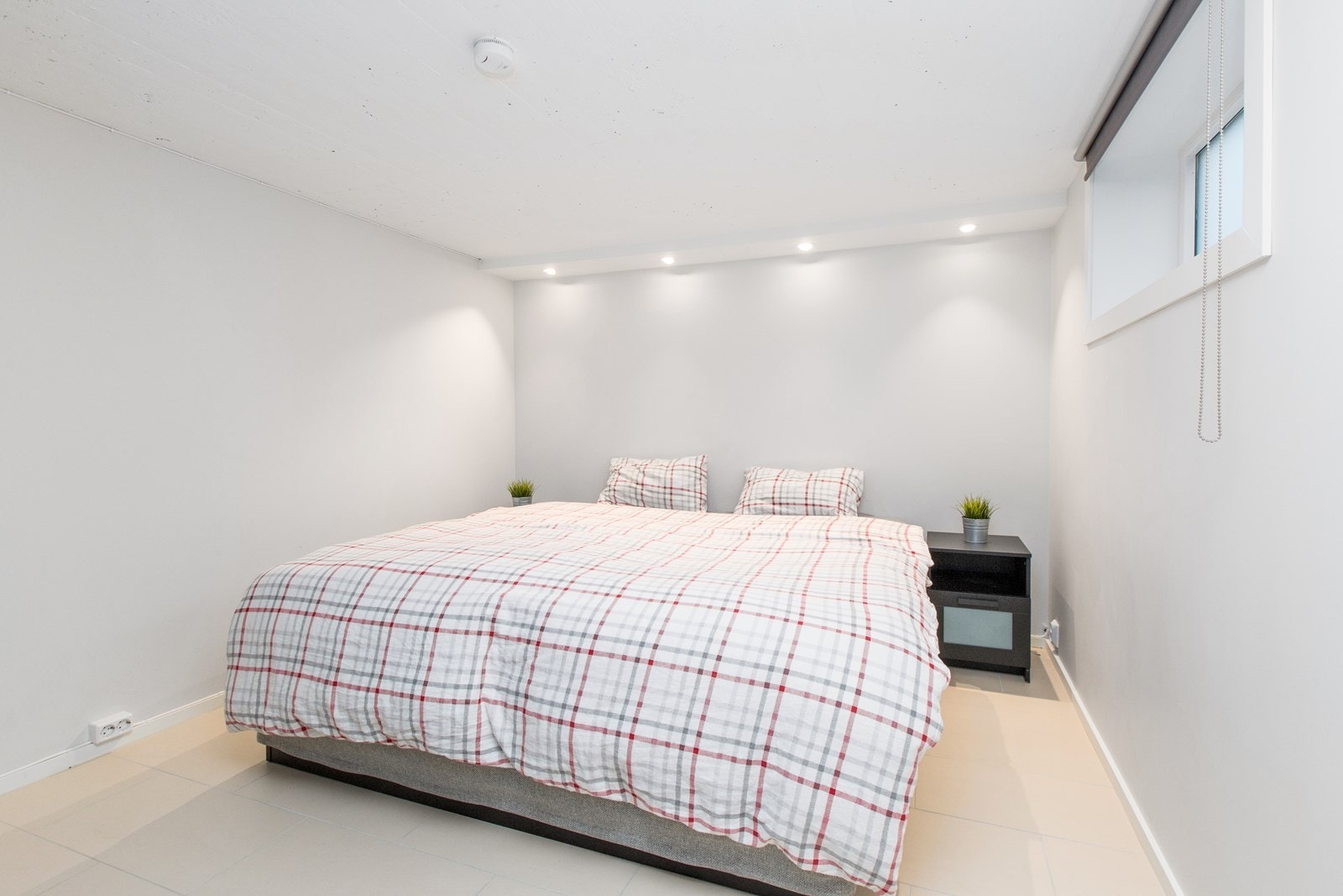 Soverom i underetasje. Galleribilde