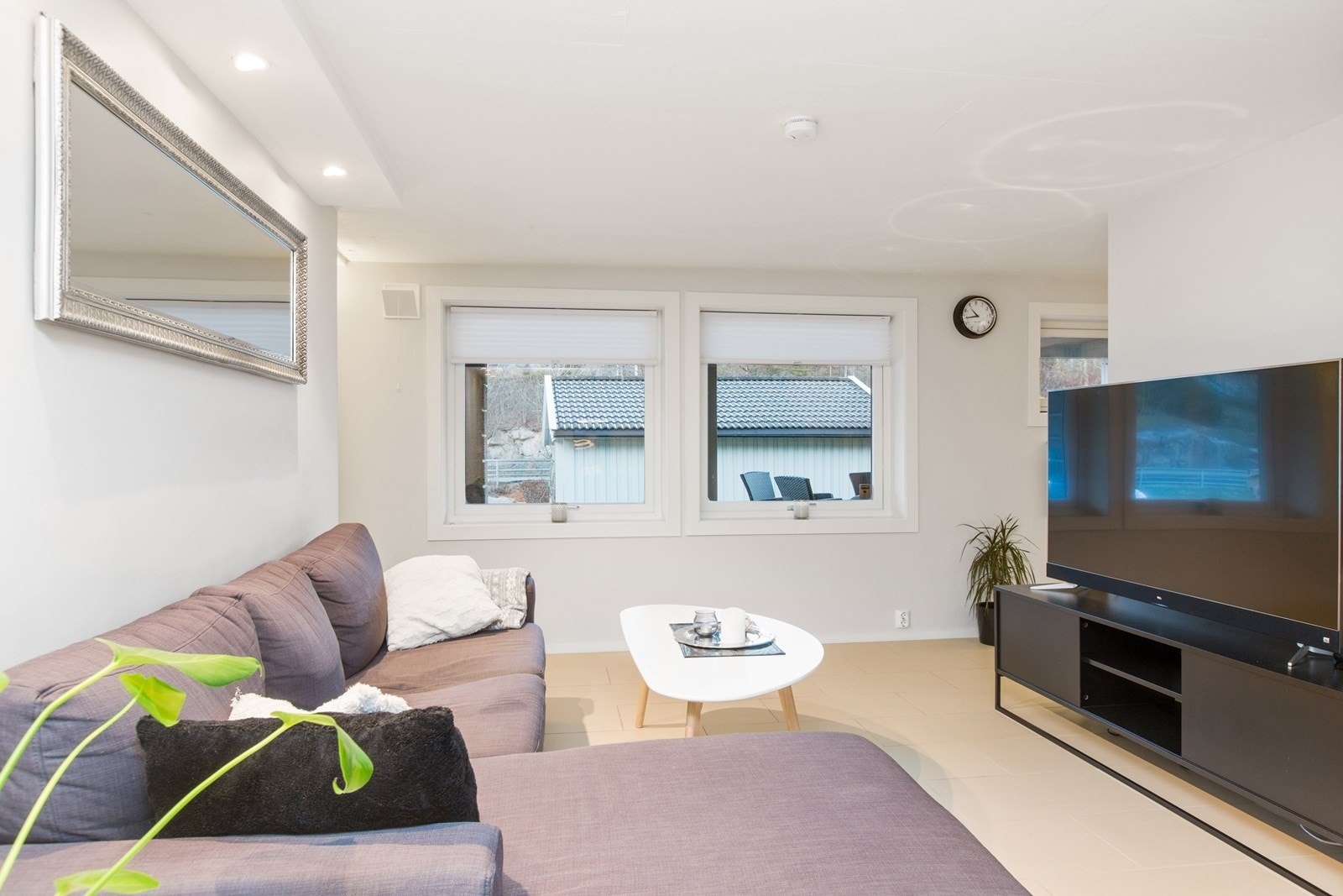 Stue i leilighet/underetasje. Galleribilde