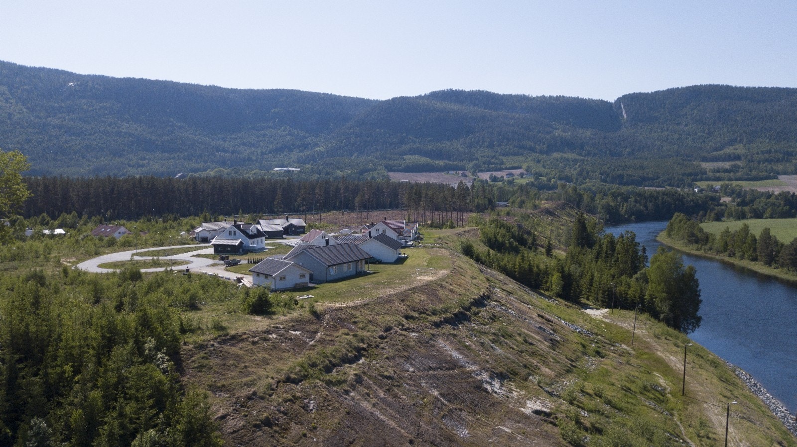 Lysløype som svinger seg gjennom boligområdet. Galleribilde