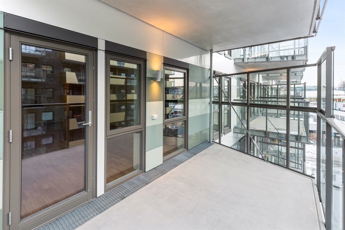 Balkong på ca. 10,6kvm. Galleribilde