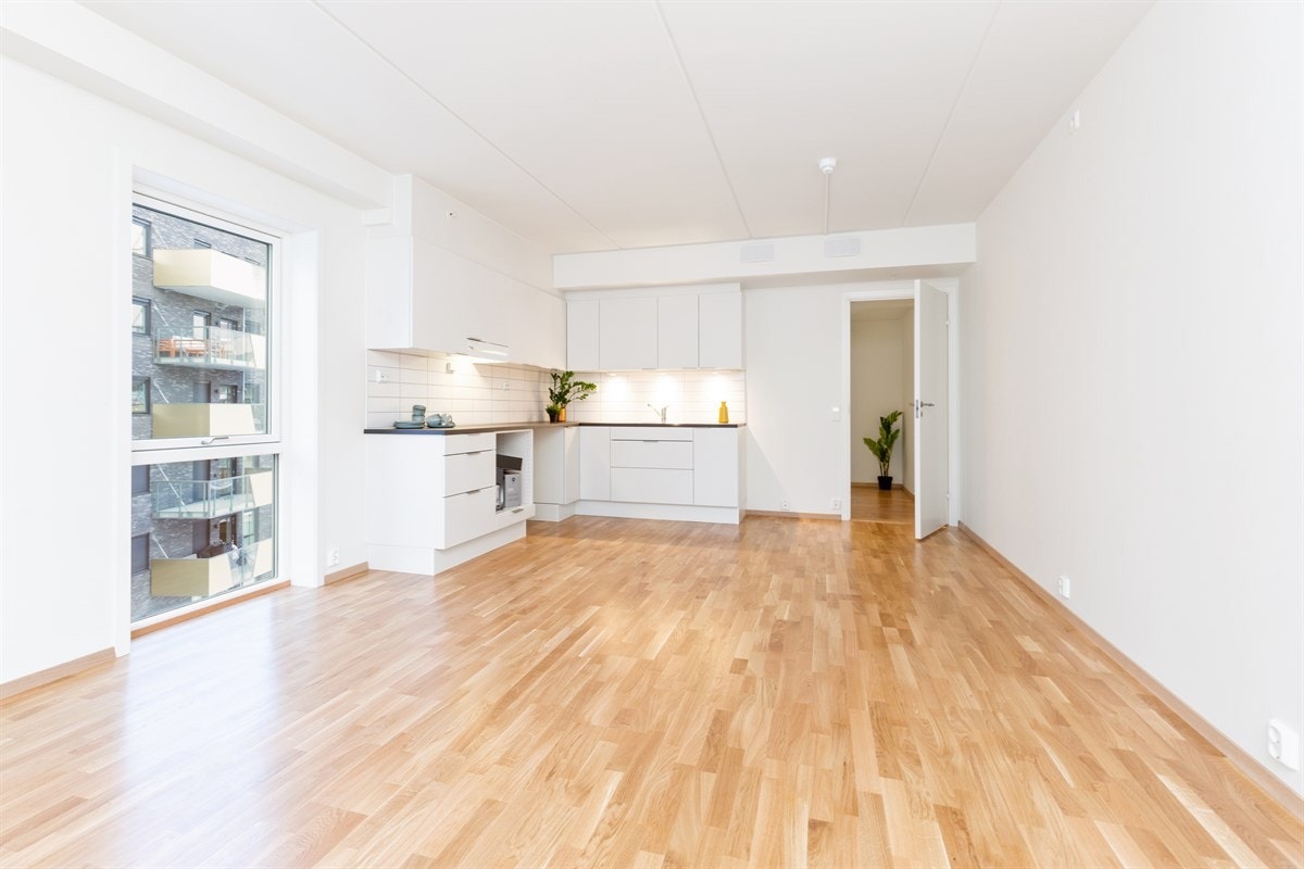 Åpen løsning til kjøkkenet. Galleribilde