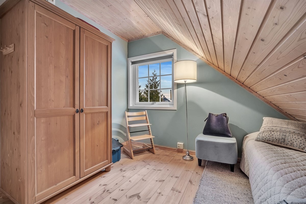 Fugleveien%2010%20i%20Dr%c3%b8bak%20(103)_2 Galleribilde